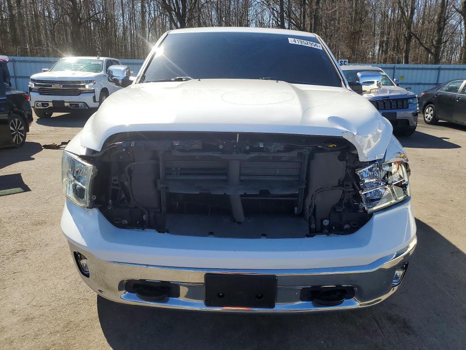 2018 Dodge RAM 1500 SLT