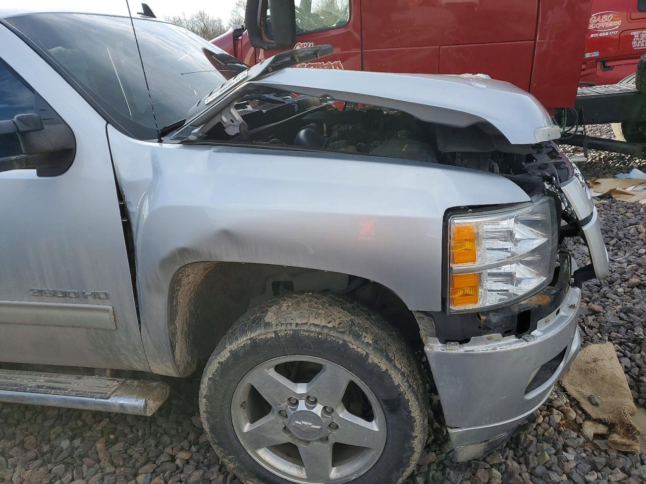 2014 Chevrolet Silverado K3500 LT