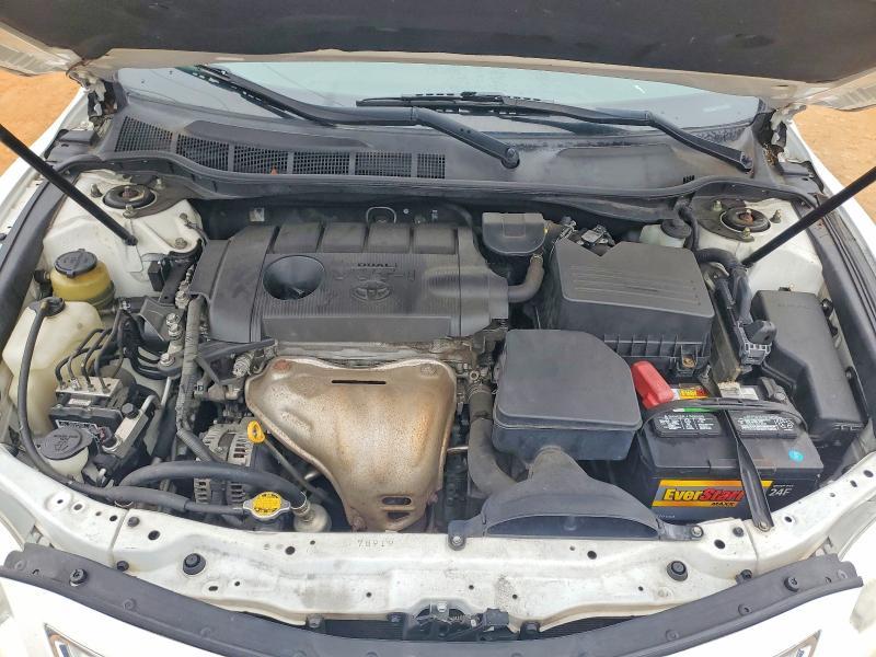 2011 Toyota Camry le