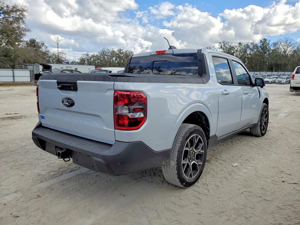 2025 Ford Maverick Lariat