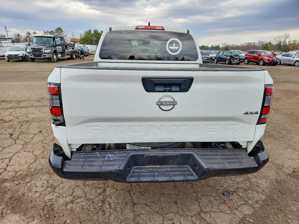 2024 Nissan Frontier S
