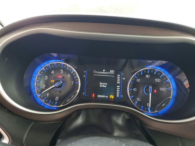 2021 Chrysler Voyager lxi