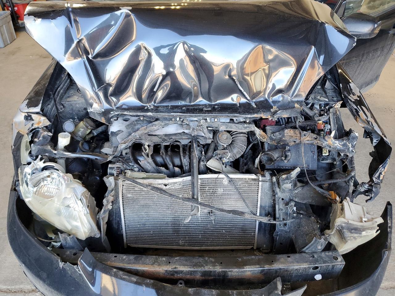 2003 Toyota Matrix Base