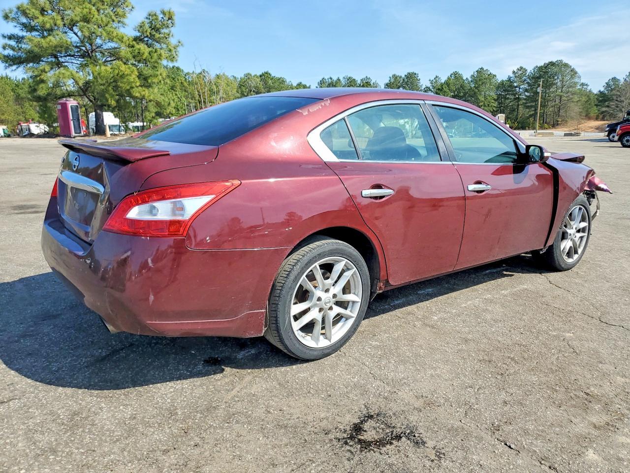 2010 Nissan Maxima 3.5 s