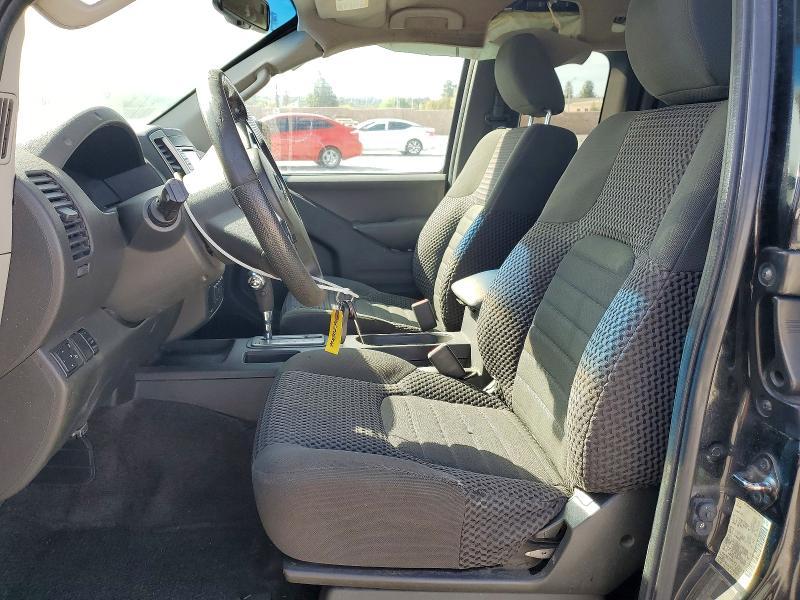 2015 Nissan Frontier sv V6