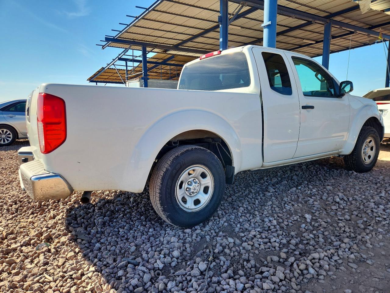 2015 Nissan Frontier S