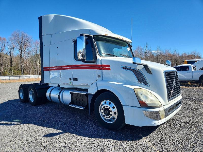 2017 Volvo VN VNL