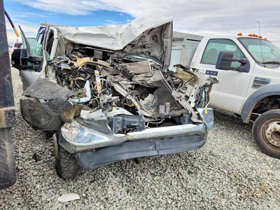 2019 Ford F350 Super Duty Flatbed Truck