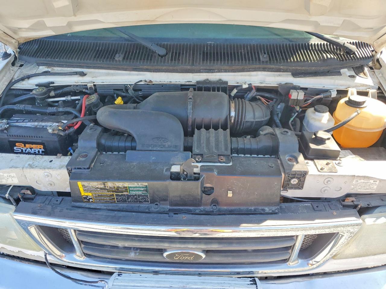 2006 Ford Econoline E450 Super Duty Cutaway Van