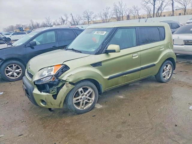 2010 KIA Soul +