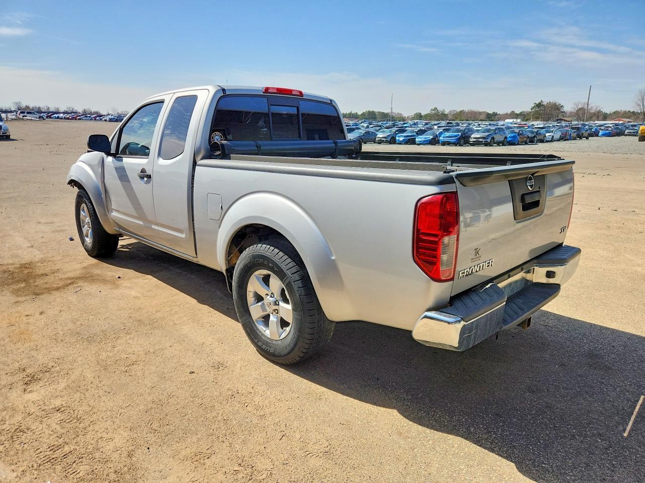 2013 Nissan Frontier SV V6