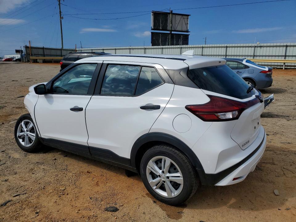 2024 Nissan Kicks s