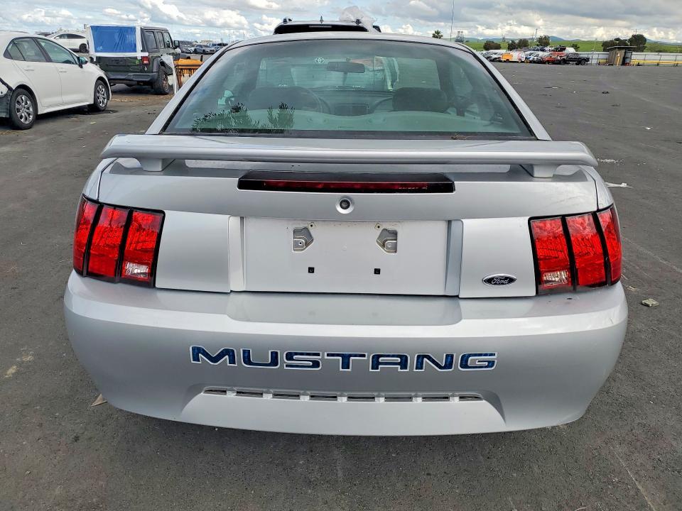 2001 Ford Mustang