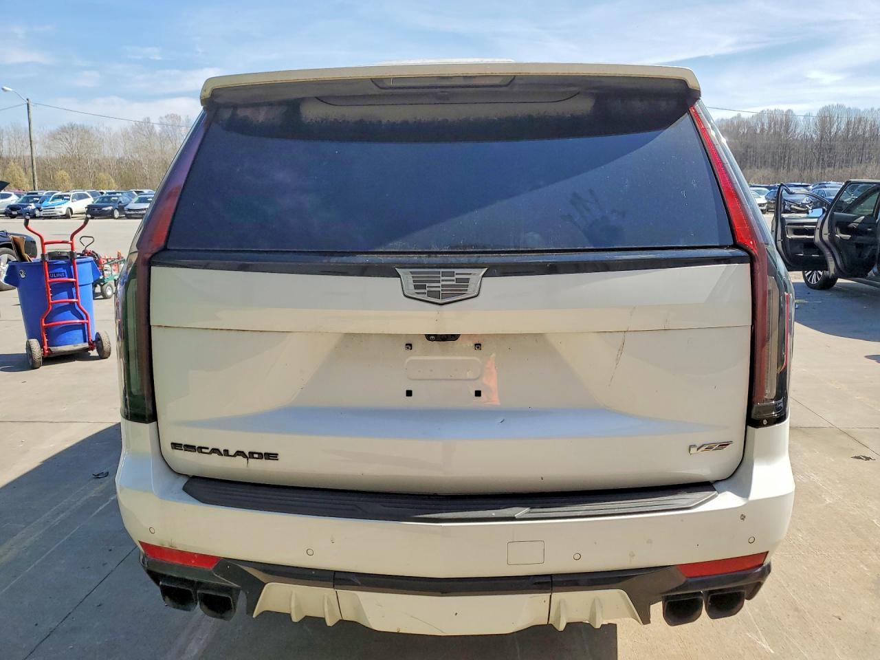 2023 Cadillac Escalade v Sport