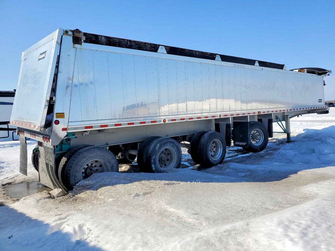 2019 Stargate 4-Axle Dump Trailer