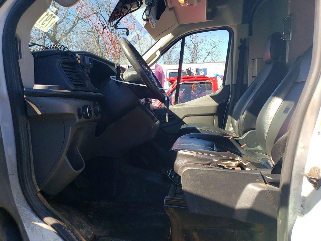 2020 Ford Transit T-Delivery Van