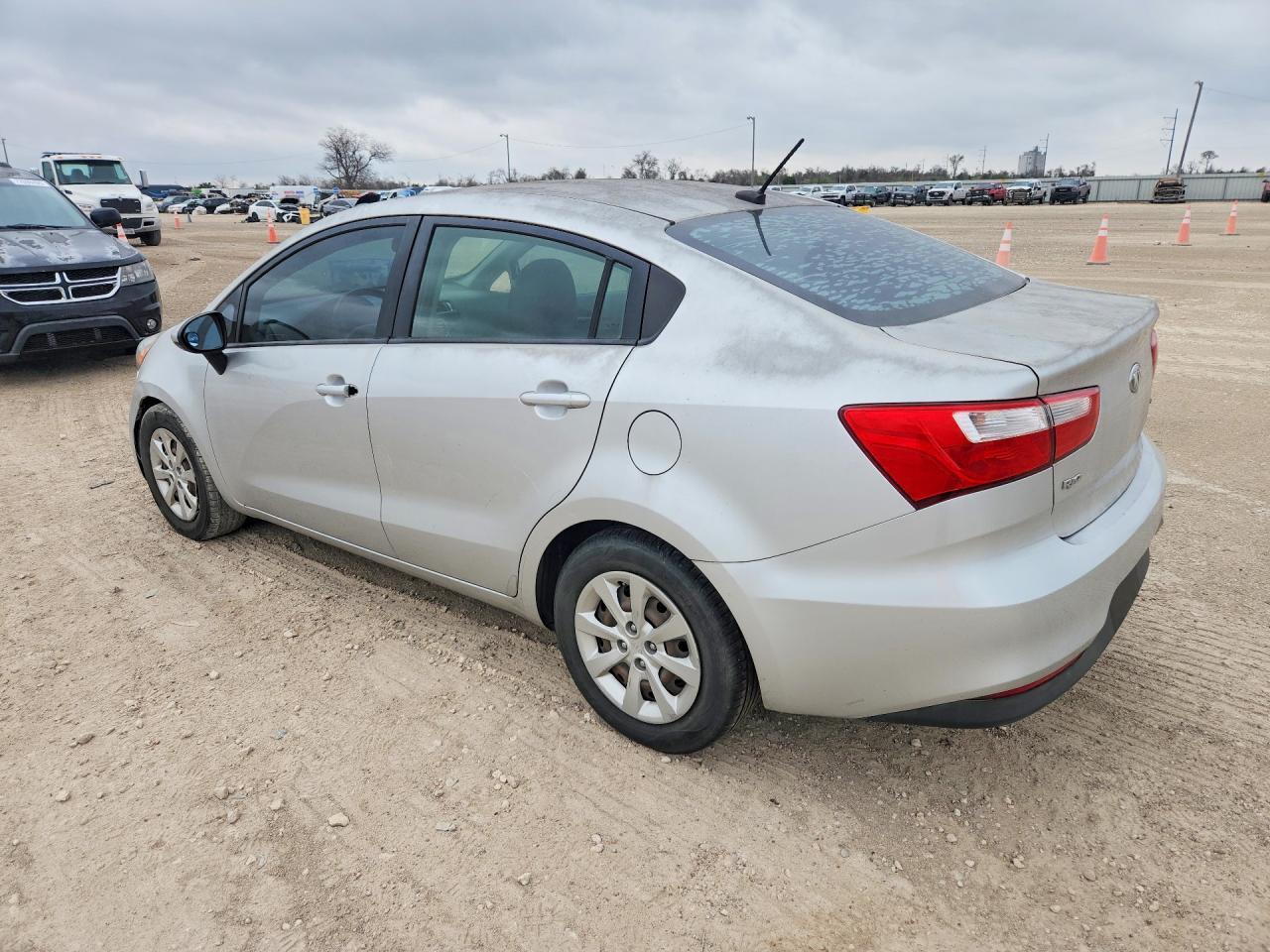 2016 KIA Rio lx