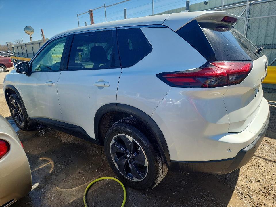 2025 Nissan Rogue sv