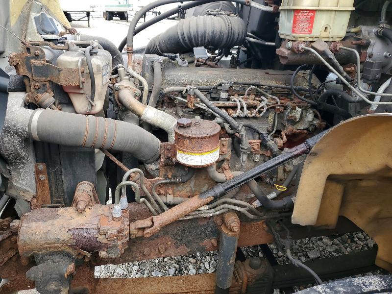 2006 Hino 268 BOX Truck