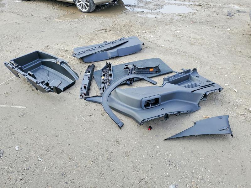 2025 Chevrolet Traverse ls