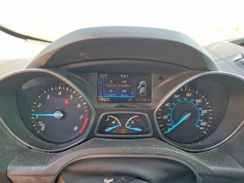 2016 Ford Escape s
