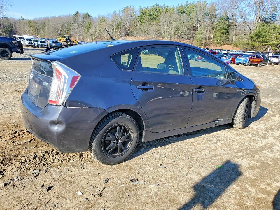 2015 Toyota Prius two