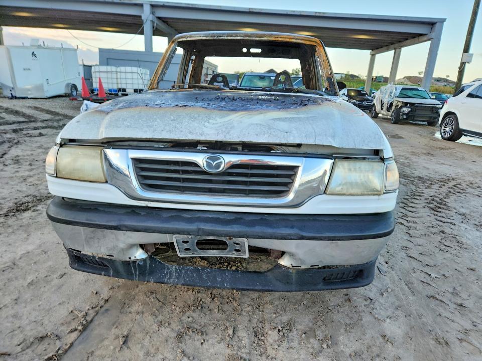 1999 Mazda B2500 cab Plus