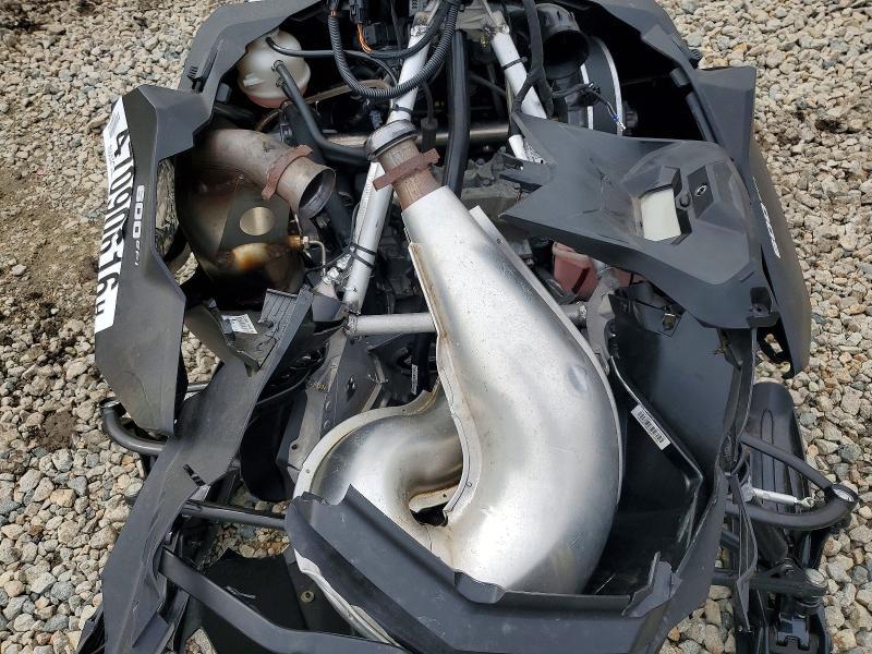 2022 Skidoo Renegade