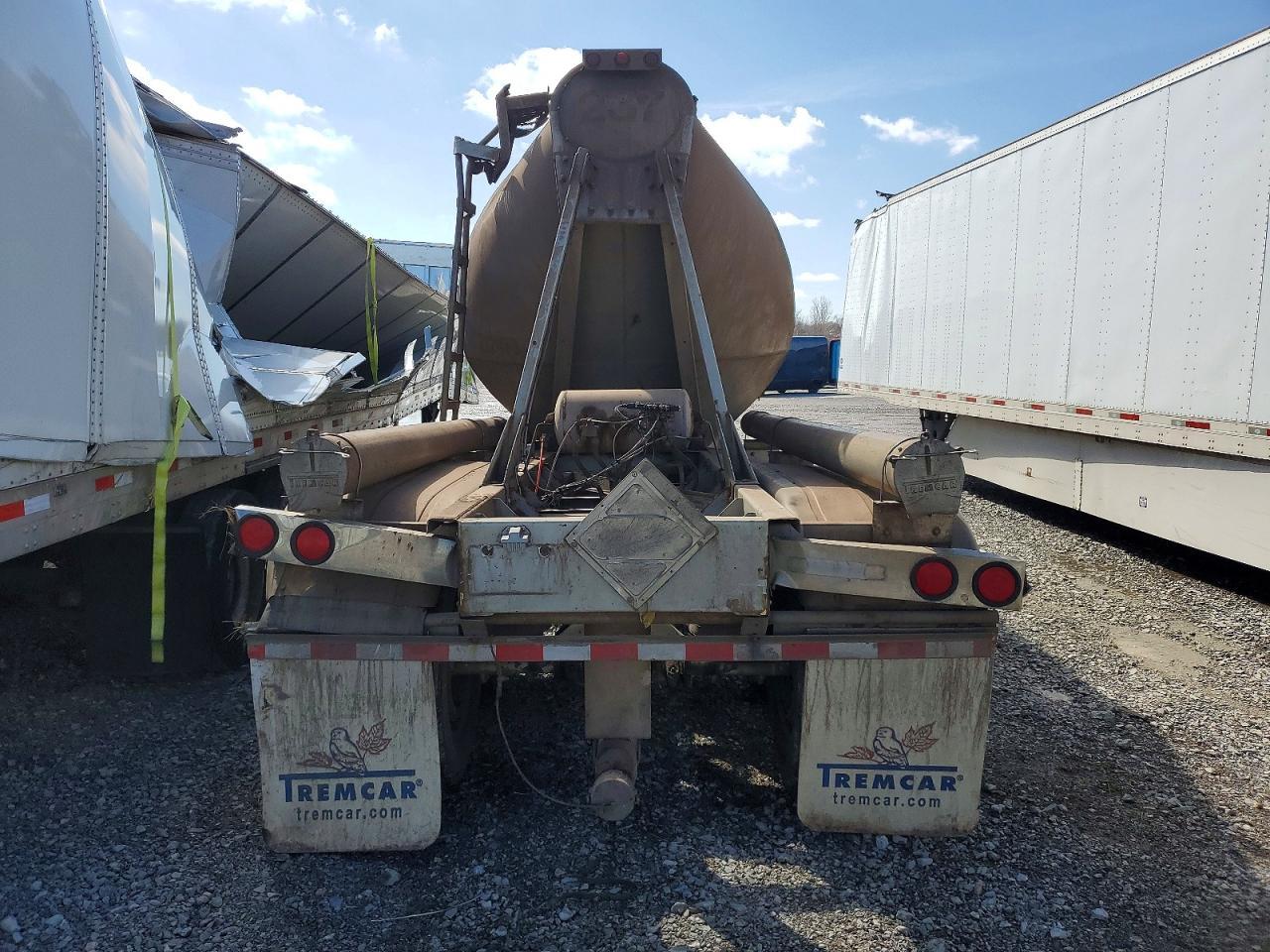 2005 Tremcar Tanker