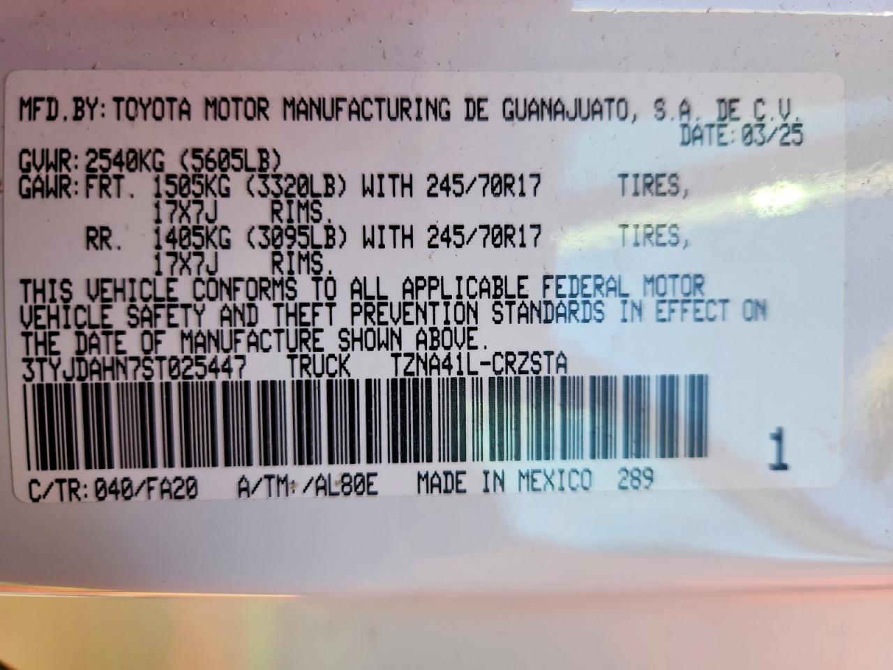 2025 Toyota Tacoma sr