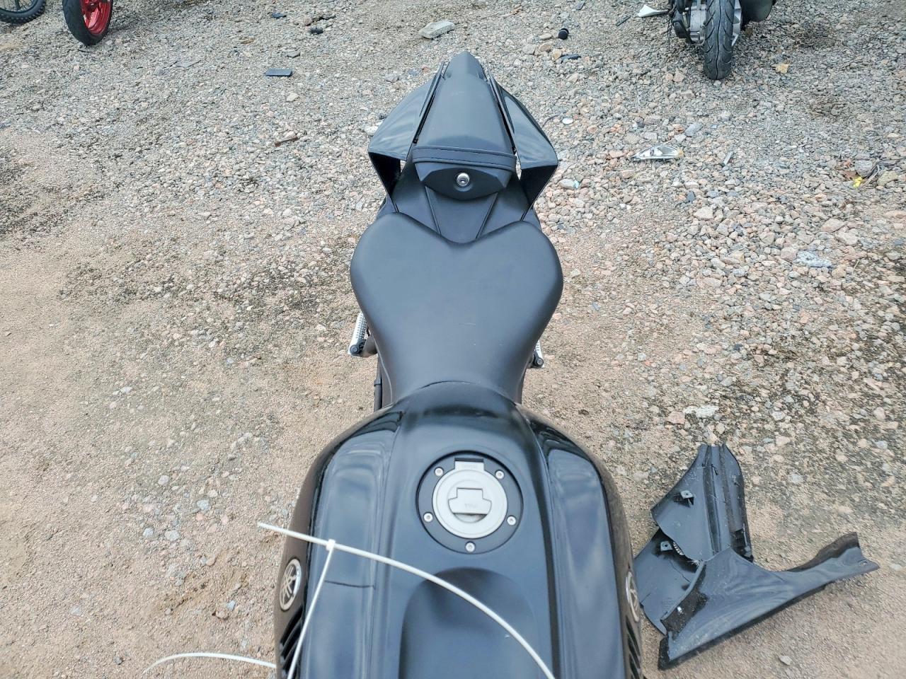 2025 Yamaha YZFR7