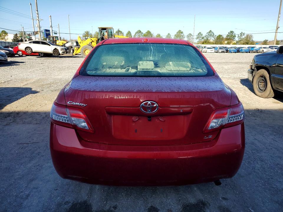 2011 Toyota Camry le