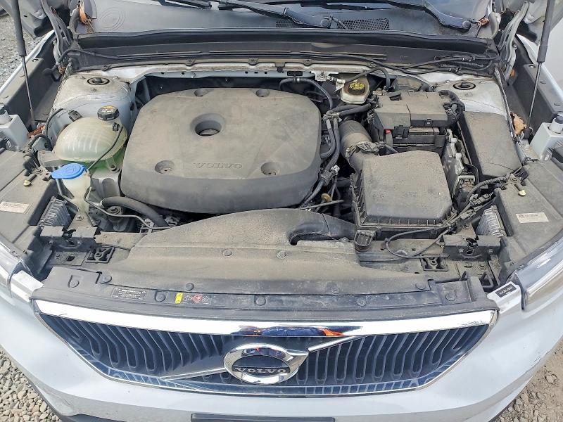 2020 Volvo Xc40 T4 Momentum