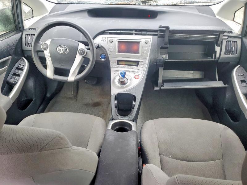 2015 Toyota Prius two