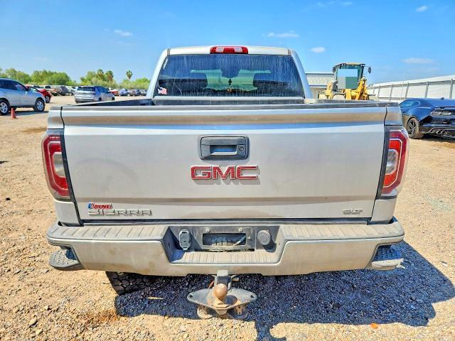 2018 GMC Sierra K1500 slt