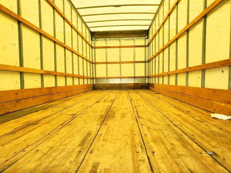 2013 International 4300 BOX Truck