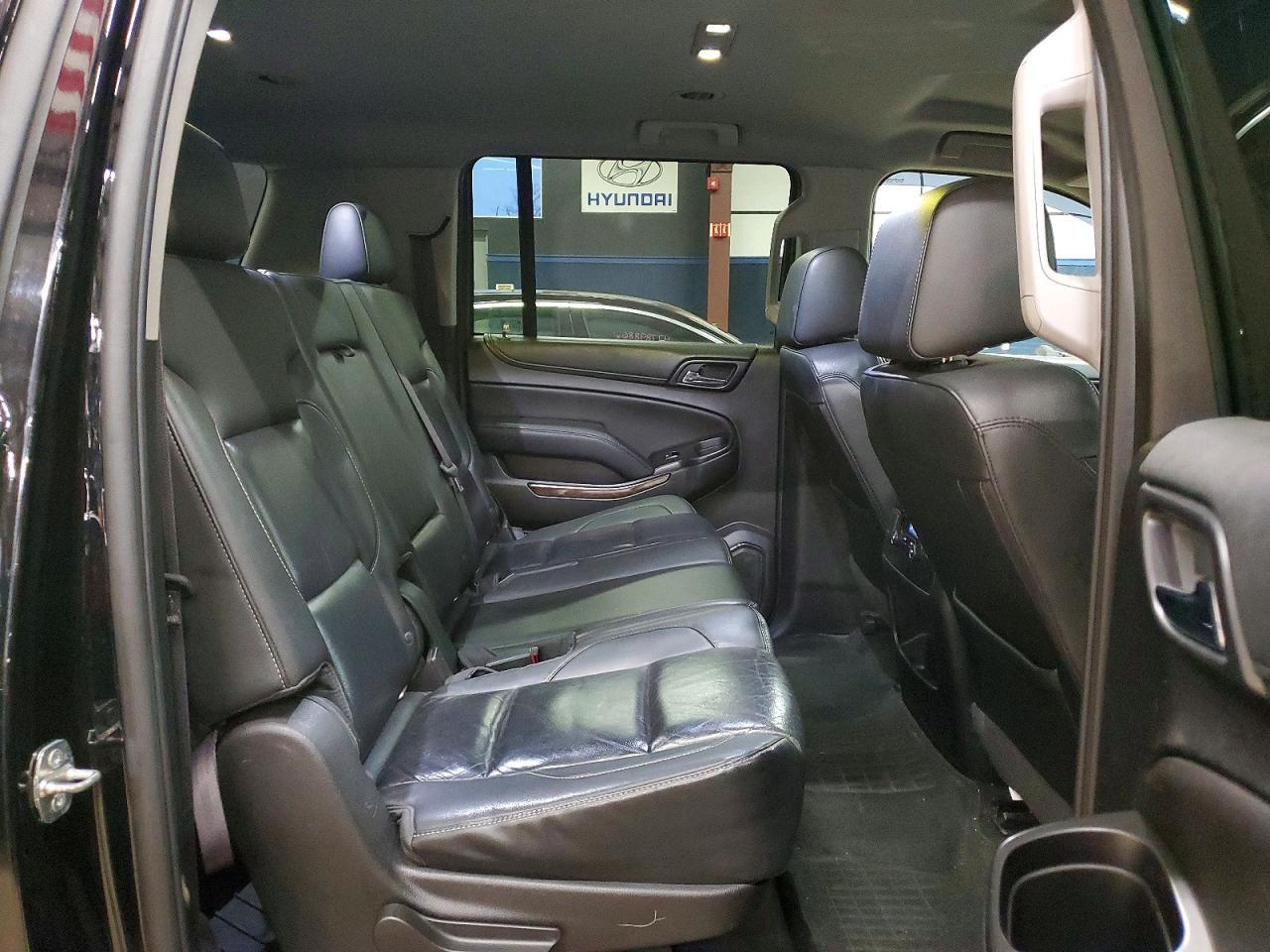 2018 Chevrolet Suburban K1500 lt