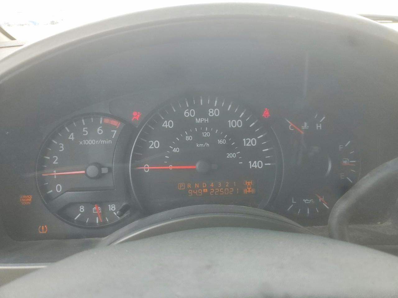2004 Nissan Titan XE