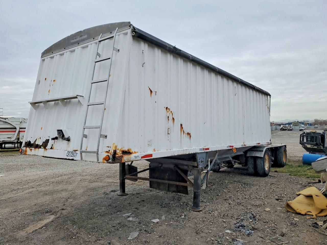 1998 Urwi 1998 Triple E Industries Hopper Bottom Grain Trail