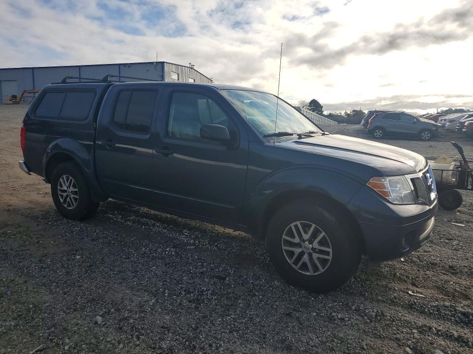 2021 Nissan Frontier SV