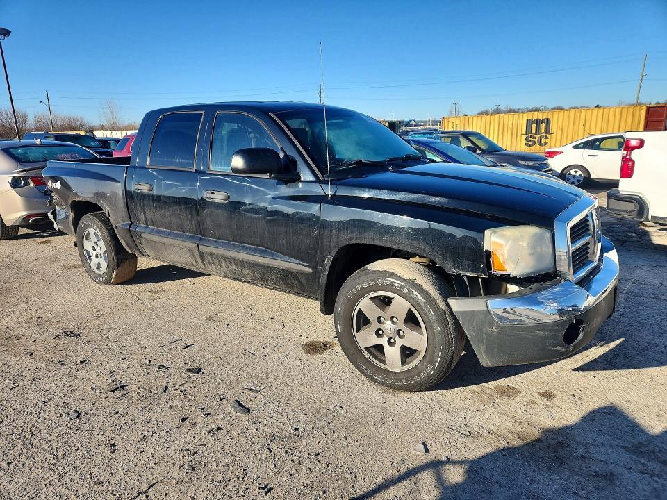 2005 Dodge Dakota Quad SLT