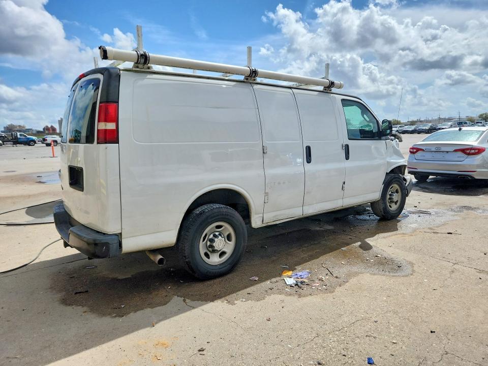 2017 Chev Express G2500
