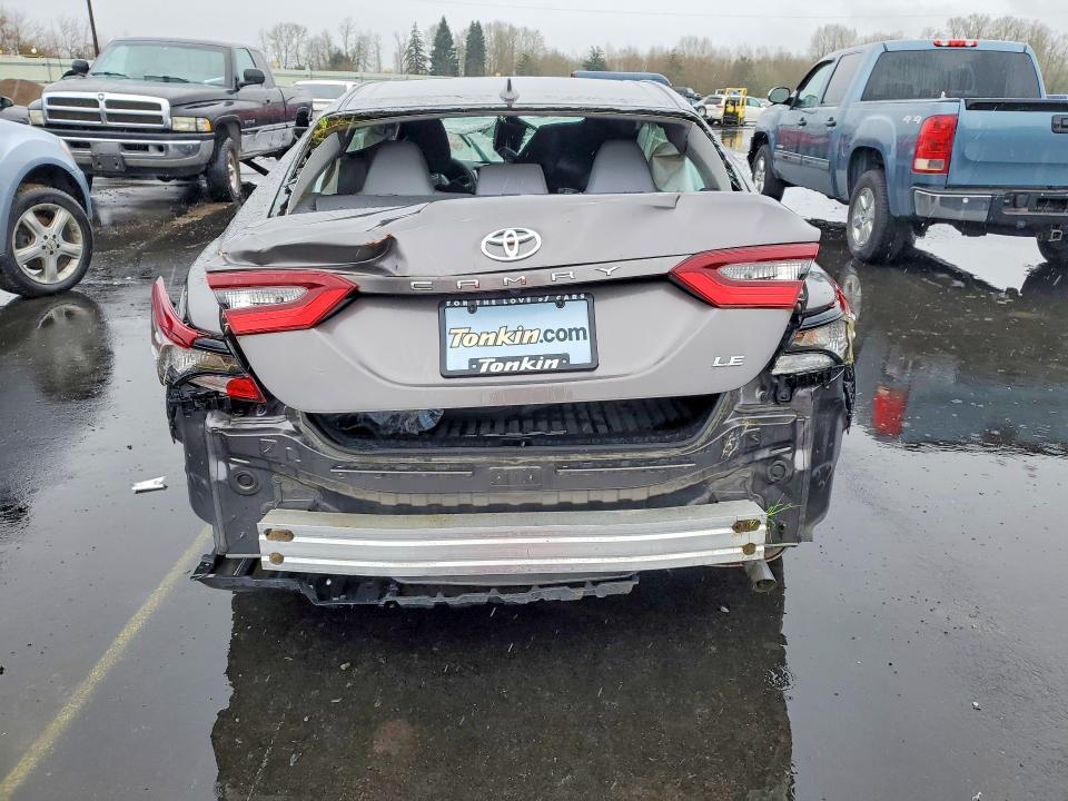 2023 Toyota Camry le