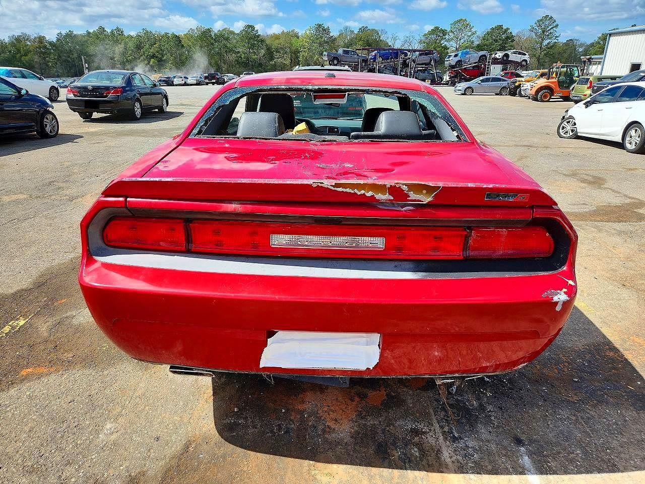 2012 Dodge Challenger sxt