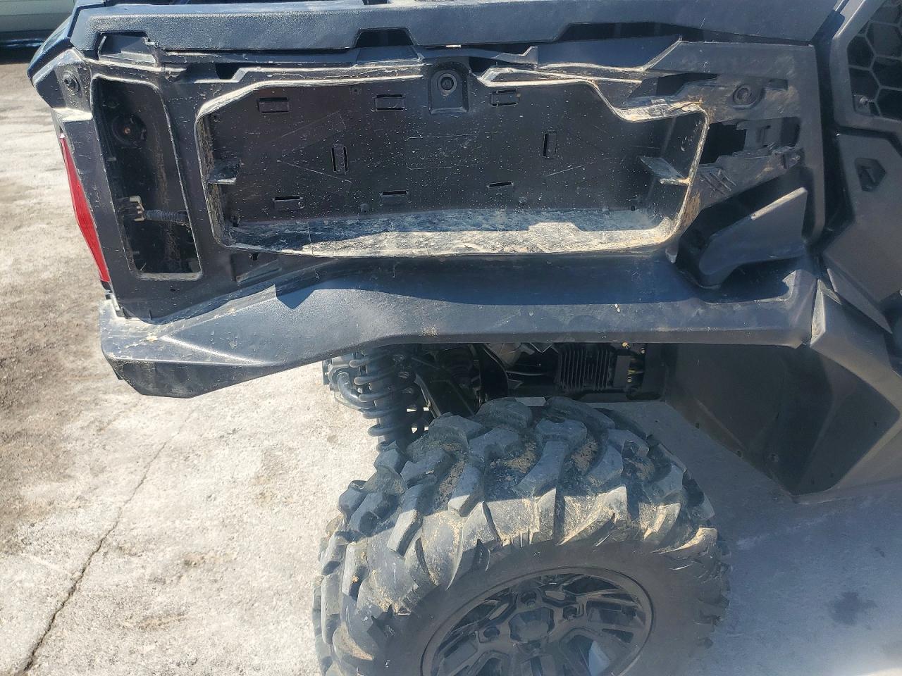 2023 Can-Am Commander Max XT 1000R