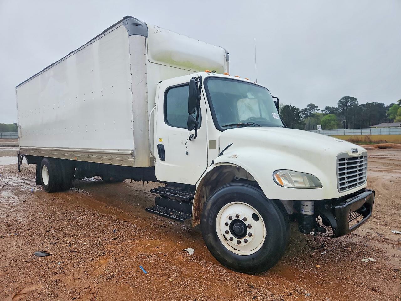 2020 Freigliner 2020 Freightliner Business Class M2 BOX Truck