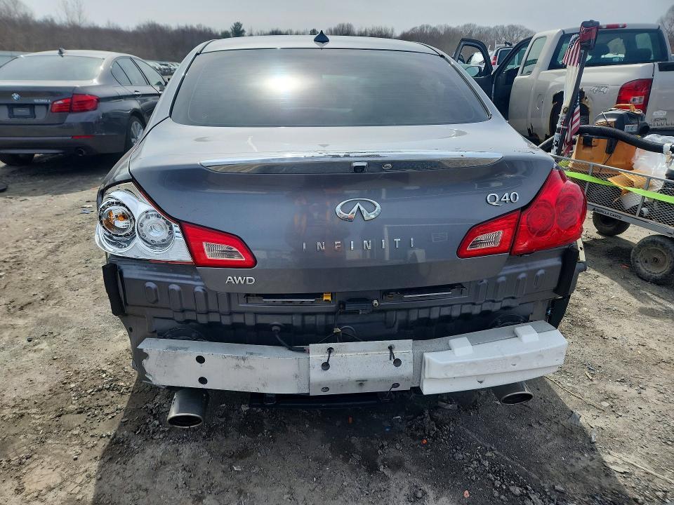 2015 Infiniti Q40 Base