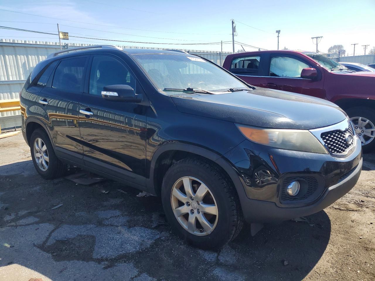 2011 KIA Sorento lx