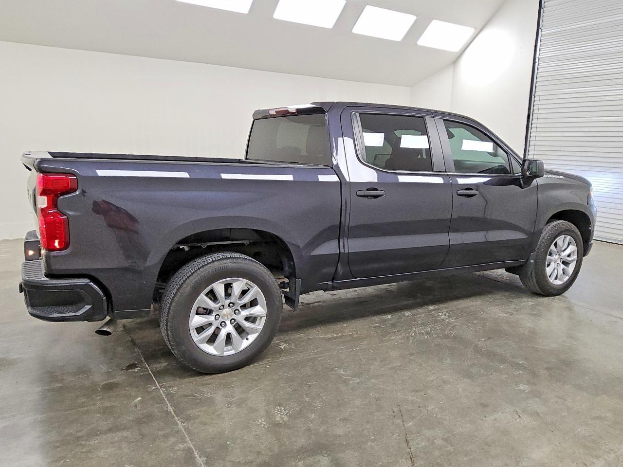 2023 Chevrolet Silverado C1500 Custom