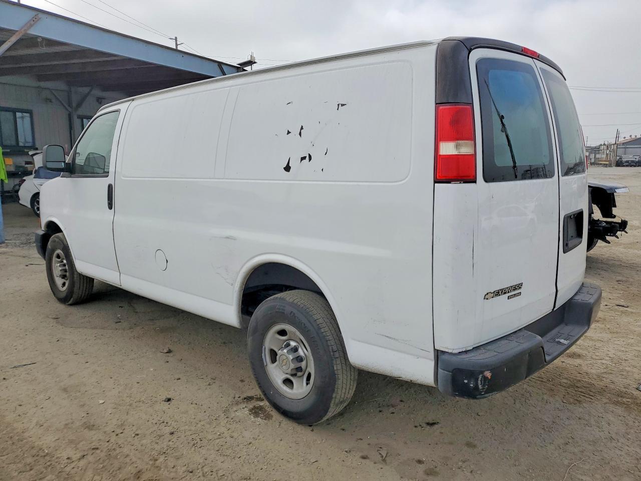 2013 Chevrolet Express 2500 Cargo Delivery Van